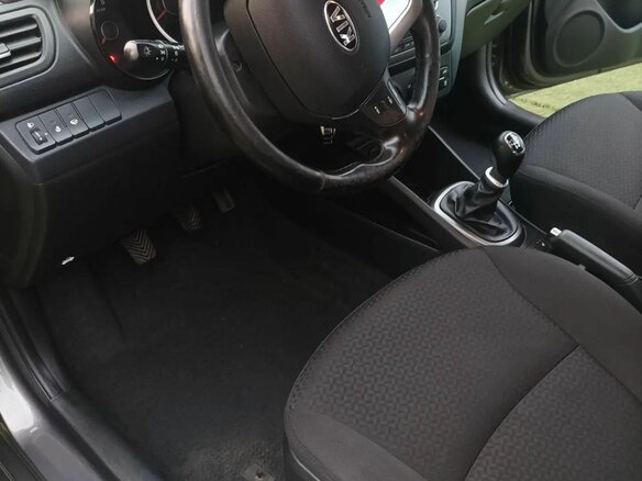 2014 Kia Rio III, серый, 780000 рублей - вид 7