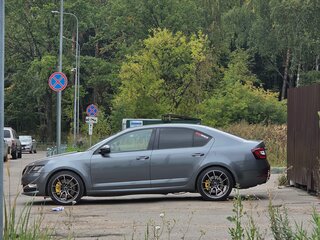 2019 Skoda Octavia III (A7) Рестайлинг, серый, 3000000 рублей, вид 3