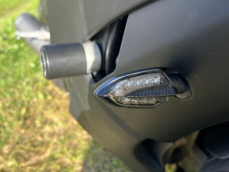 2008 Yamaha YZF-R6, чёрный, 600000 рублей, вид 2