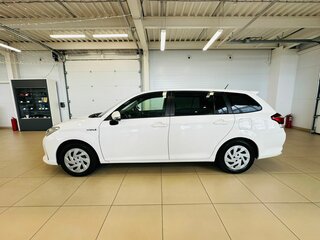 2018 Toyota Corolla Fielder XI (E160, E170) Рестайлинг 2, белый, 1669000 рублей, вид 3