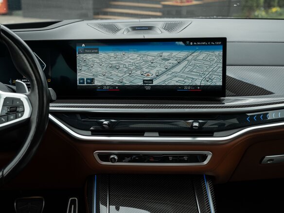 2023 BMW X7 40d I (G07) Рестайлинг, чёрный, 13000000 рублей - вид 25