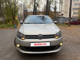 2014 Volkswagen Polo V, серебристый, 729000 рублей, вид 2