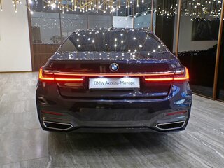 2021 BMW 7 серии Long 730Ld xDrive VI (G11/G12) Рестайлинг, чёрный, 6950000 рублей, вид 4