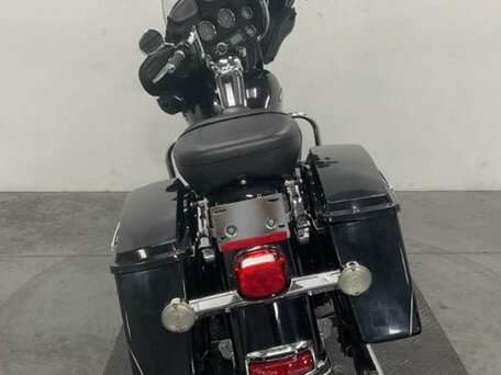 2012 Harley-Davidson Electra Glide, чёрный, 699000 рублей, вид 4