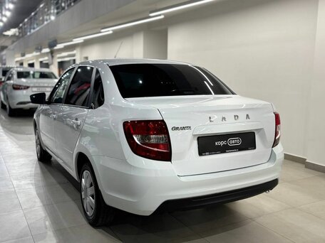 2023 Lada (ВАЗ) Granta I Рестайлинг, белый, 666000 рублей, вид 4