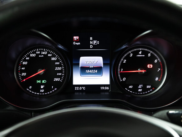 2014 Mercedes-Benz C-Класс 180 IV (W205), белый - вид 11