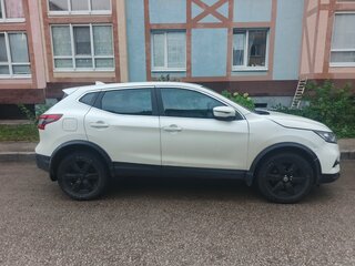 2019 Nissan Qashqai II Рестайлинг, белый, 1100000 рублей, вид 2