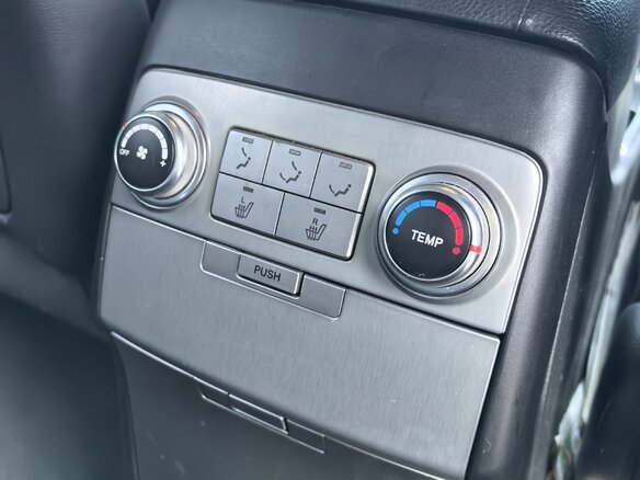 2011 Hyundai ix55, чёрный, 1800000 рублей - вид 16