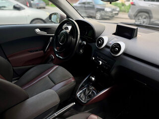 2013 Audi A1 I (8X), пурпурный, 1050000 рублей, вид 5