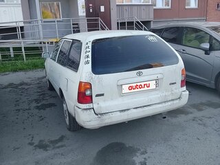 2000 Toyota Corolla VII (E100), белый, 140000 рублей, вид 3