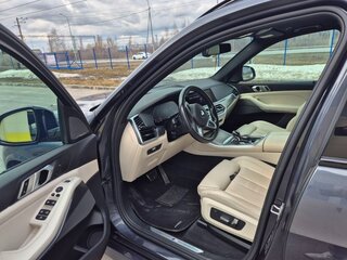 2019 BMW X5 30d IV (G05/G18), серый, 6600000 рублей, вид 4