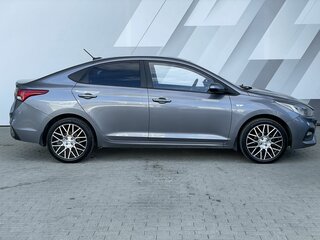 2018 Hyundai Solaris II, серый, 1158000 рублей, вид 4