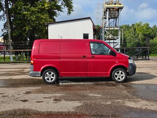 2008 Volkswagen Transporter T5, красный, 840000 рублей, вид 3