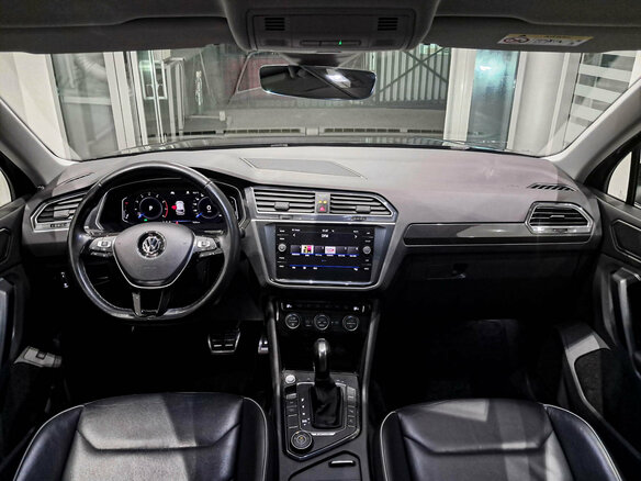 2020 Volkswagen Tiguan II, чёрный, 3410000 рублей - вид 13