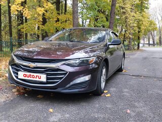 2020 Chevrolet Malibu IX Рестайлинг, коричневый, 1330000 рублей, вид 1