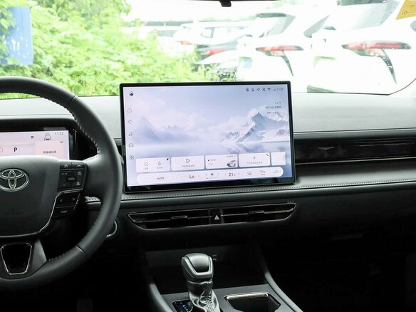 2026 Toyota Camry IX (XV80) China Market, бежевый, 4090000 рублей - вид 10