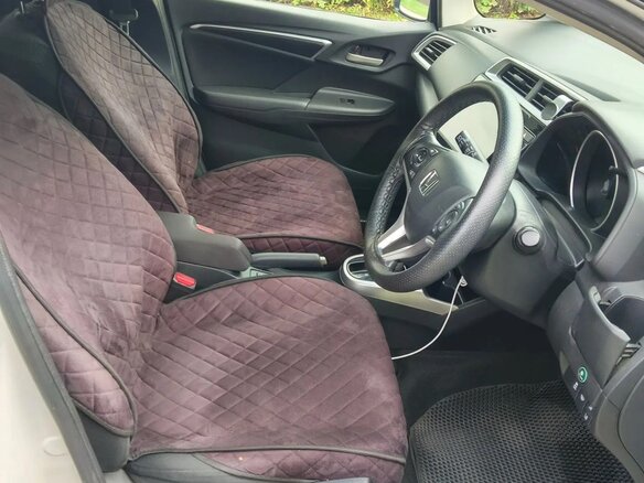 2018 Honda Fit III Рестайлинг, белый, 1230000 рублей - вид 8
