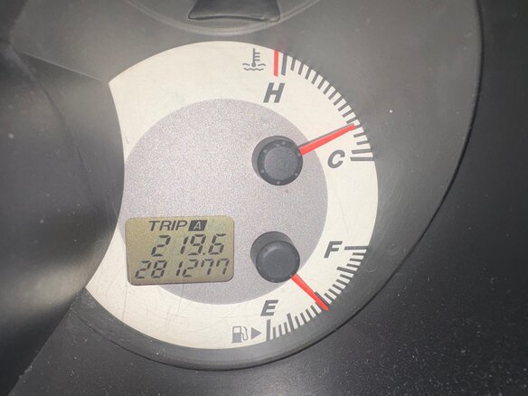 2006 Mazda 3 I (BK) Рестайлинг, серебристый, 430000 рублей - вид 24