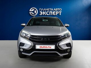 2018 Lada (ВАЗ) XRAY Cross I, серебристый, 940000 рублей, вид 2