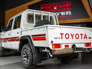 2025 Toyota Land Cruiser 79 70 Series Рестайлинг 2, бежевый, 9998000 рублей, вид 5