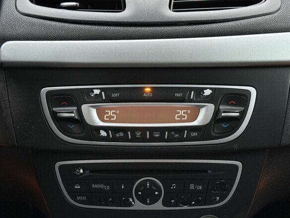 2011 Renault Fluence I, синий, 650000 рублей - вид 11