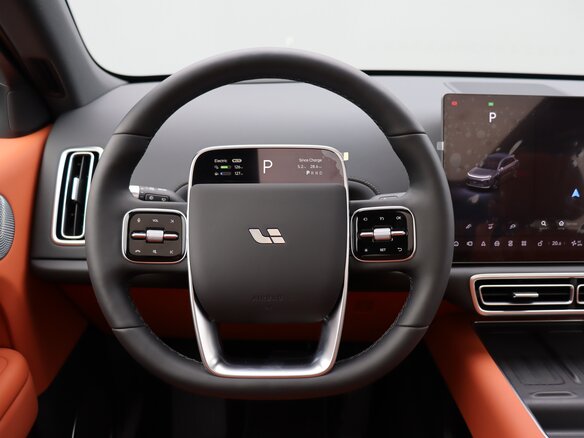 2025 Li Auto (Lixiang) L6 I, белый, 6890000 рублей - вид 22