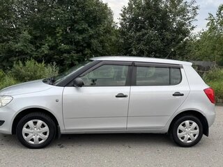 2012 Skoda Fabia II Рестайлинг, серебристый, 650000 рублей, вид 4