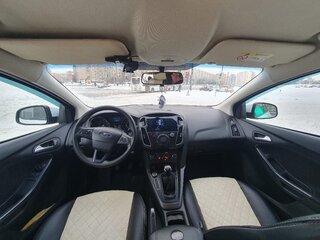 2017 Ford Focus III Рестайлинг, белый, 850000 рублей, вид 5