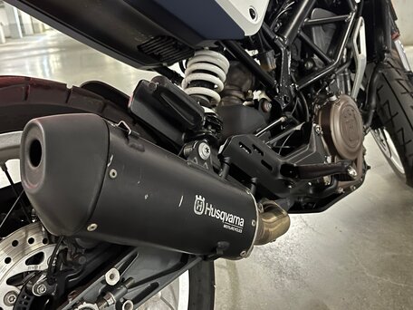 2018 Husqvarna Svartpilen 401, белый, 350000 рублей, вид 5