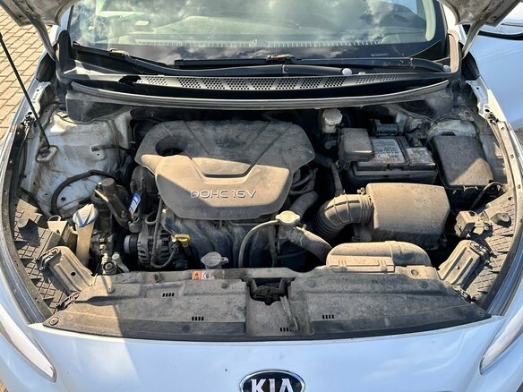 2013 Kia Ceed II, белый, 800000 рублей - вид 16