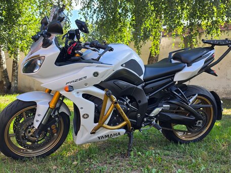 2012 Yamaha FZ8, белый, 600000 рублей, вид 2
