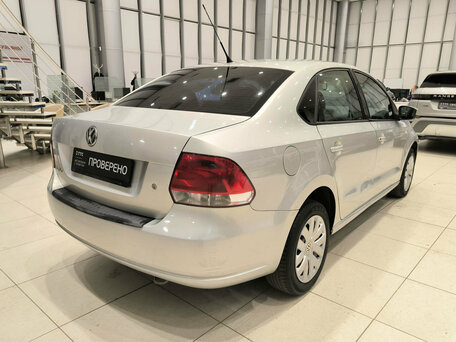 2011 Volkswagen Polo V, бежевый, 630000 рублей, вид 5