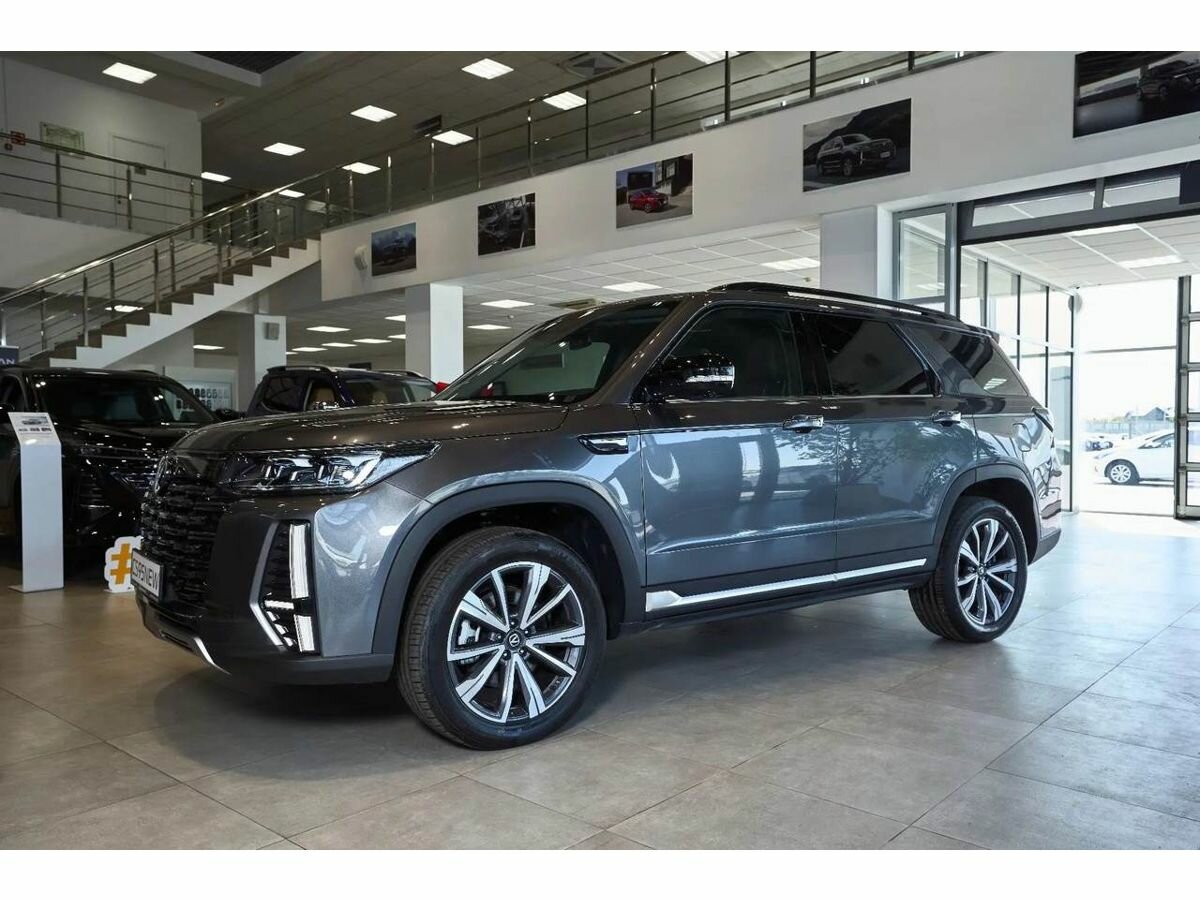 Открыть фотографии: Changan CS95 I Рестайлинг 2