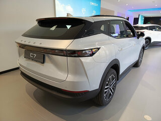 2026 Omoda C7, серебристый, 3299000 рублей, вид 3