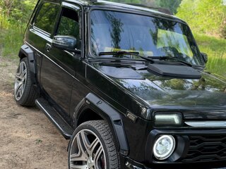 2019 Lada (ВАЗ) 2121 (4x4) Urban I Рестайлинг (2020), чёрный, 750000 рублей, вид 3