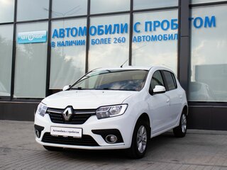 2018 Renault Sandero II Рестайлинг, белый, 1025000 рублей, вид 1
