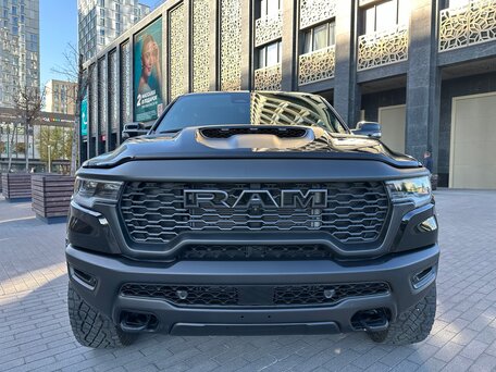2026 Ram 1500 RHO V Рестайлинг, чёрный, 11199000 рублей, вид 2