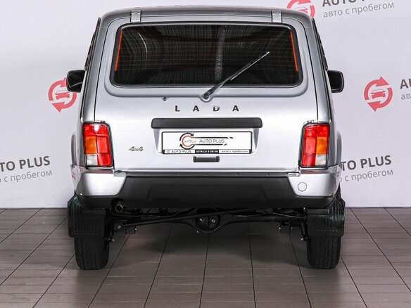 2019 Lada (ВАЗ) 2121 (4x4) Urban I Рестайлинг, серебристый, 680000 рублей - вид 3