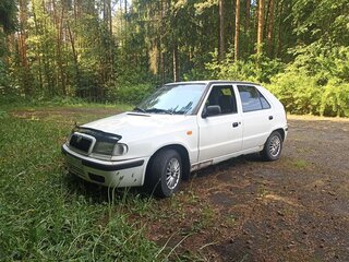 2001 Skoda Felicia I Рестайлинг, белый, 240000 рублей, вид 1