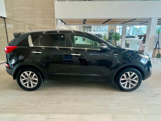 2015 Kia Sportage III Рестайлинг, чёрный, 1359990 рублей, вид 4
