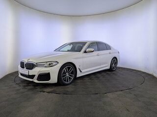 2021 BMW 5 серии 520i VII (G30/G31/G38) Рестайлинг, белый, 4400000 рублей, вид 1