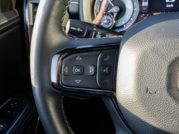 2022 Ram 1500 Crew Cab V, белый, 7950000 рублей - вид 16