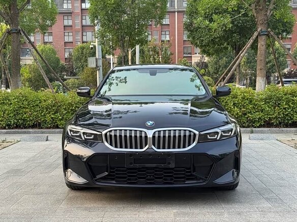 2023 BMW 3 серии Long 320Li VII (G2x) Рестайлинг, чёрный, 3500000 рублей - вид 1