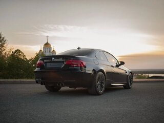 2010 BMW M3 IV (E90), чёрный, 4150000 рублей, вид 4