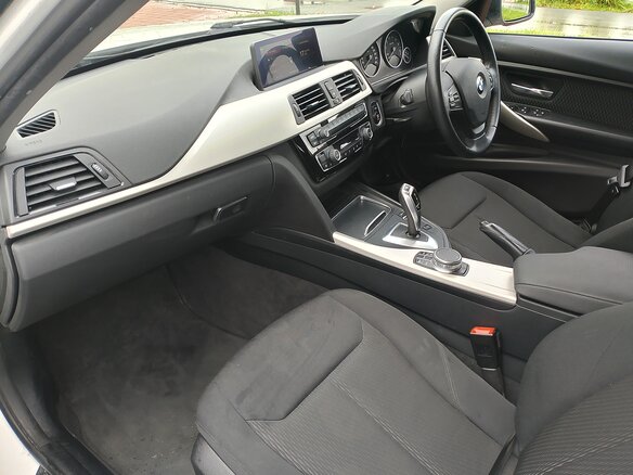2018 BMW 3 серии 318i VI (F3x) Рестайлинг, белый, 1523000 рублей - вид 10