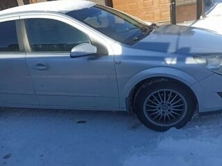 2008 Opel Astra H Рестайлинг, серебристый, 399999 рублей, вид 5