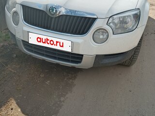 2012 Skoda Yeti I, белый, 700000 рублей, вид 3