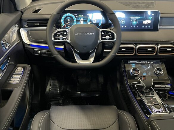 2026 Jetour X70+ I Рестайлинг, чёрный, 3399000 рублей - вид 8