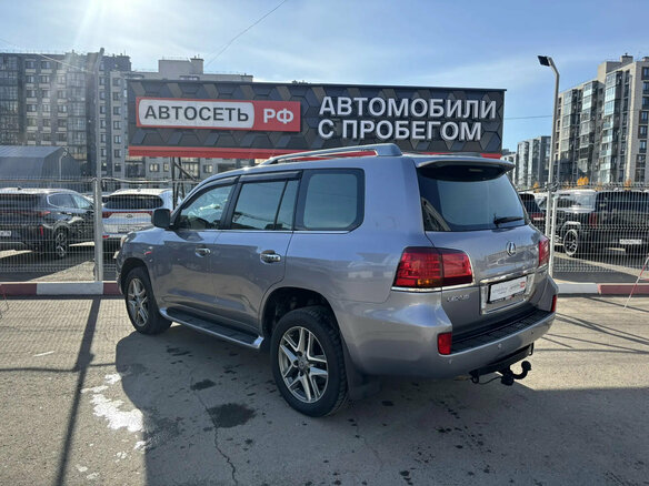 2011 Lexus LX 570 III, серебристый, 2970000 рублей - вид 33