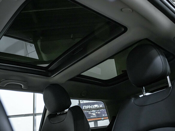 2020 Mini Hatch Cooper III (F55/F56) Рестайлинг, зелёный, 2625000 рублей - вид 13